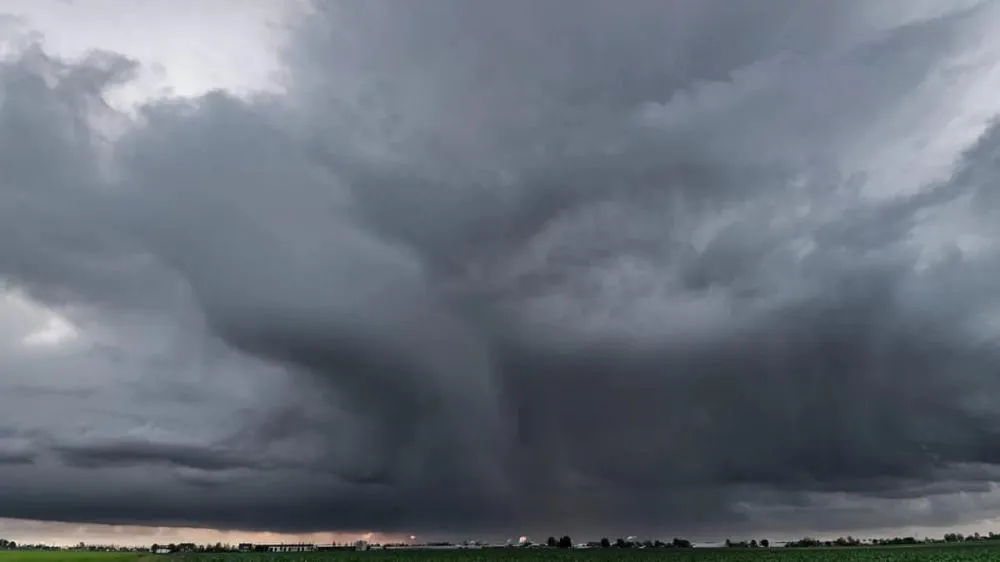 INMET emite alerta amarelo de chuvas intensas para Xinguara e Região até quarta-feira (12)